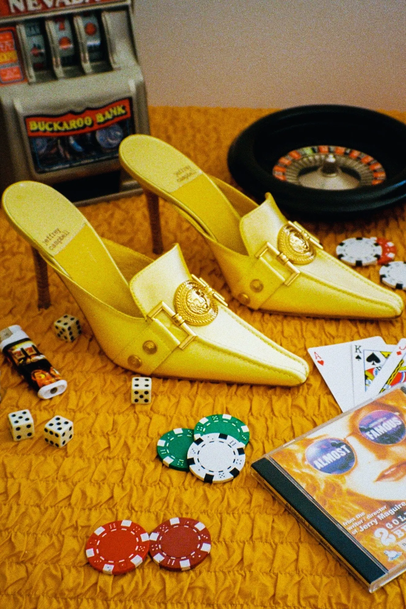 Clearance Jeffrey Campbell LIONA Yellowsatingold